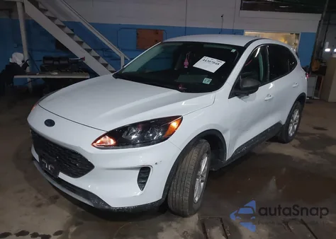 2022 Ford Escape Se z USA, uszkodzony, nr VIN 1FMCU9G6XNUA30523